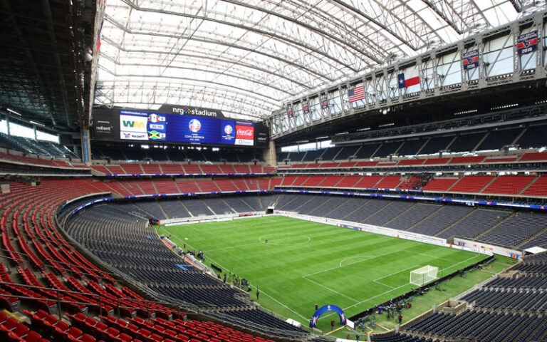 斯维亚特克,网球赛成功,晋级,开云赞助,体育品牌赞助,赛事合作资讯,足球赞助平台,体育营销信息