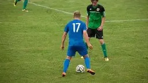 特奥国家队首战推迟半年，哥哥卢卡斯同场次数相当